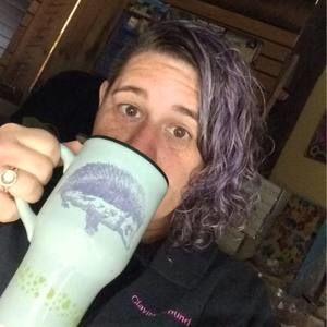 Meet your Posher, Leigh